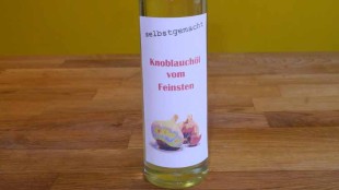 selbstgemachtes Knoblauchöl